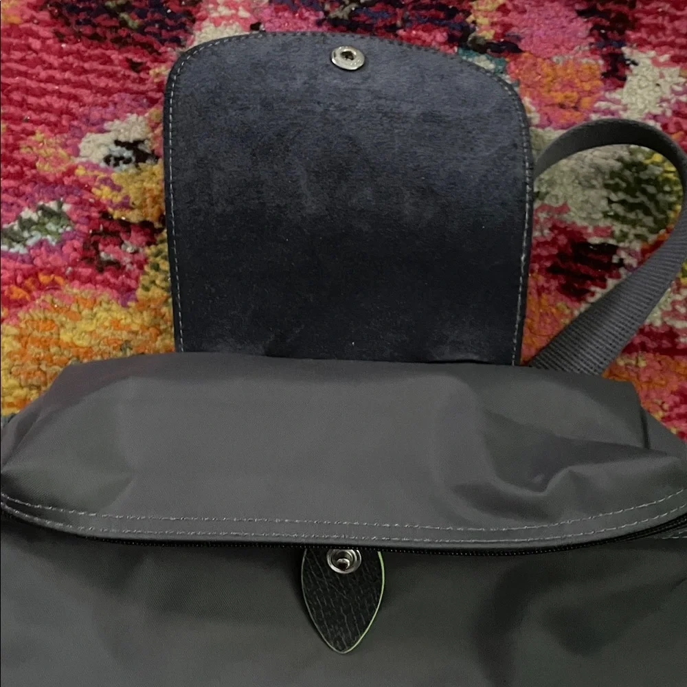 Longchamp Mini Backpack - Graphite/Gray Excellent Condition - Picture 4 of 16